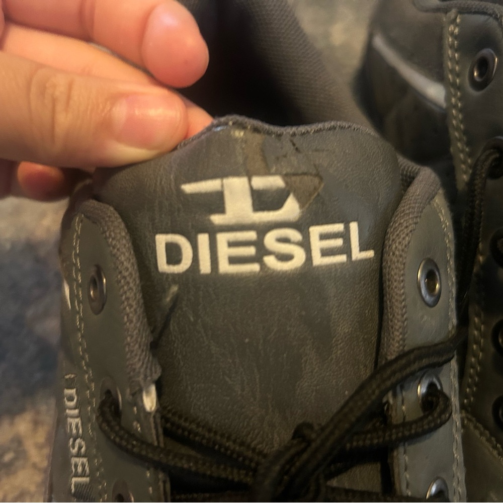 Diesel Men's Charcoal Sneakers - Picture 3 of 5